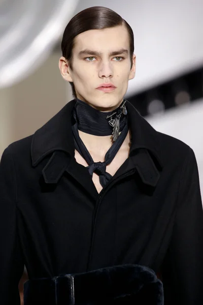 Look 91